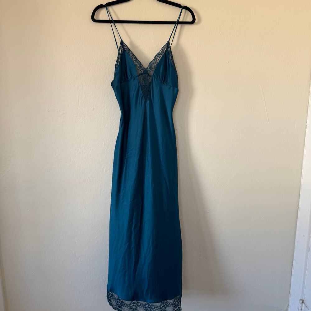 Jonquil by Diane Samandi Feminine Teal lace slip dress